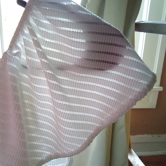 2/$25 Women's Onyx Apparel Ruffled Blouse White Size. XL - Picture 5 of 5